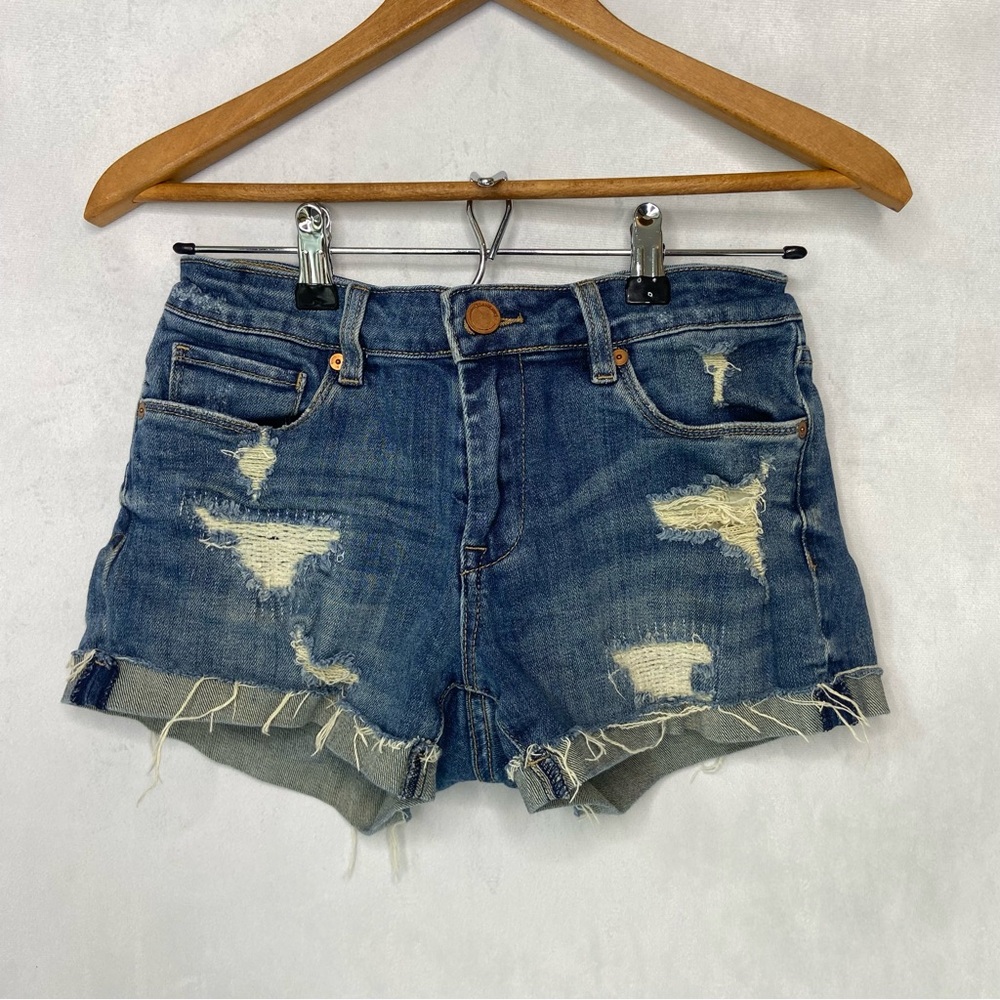Blank NYC Blue Distressed‎ Jean Shorts - Picture 2 of 4